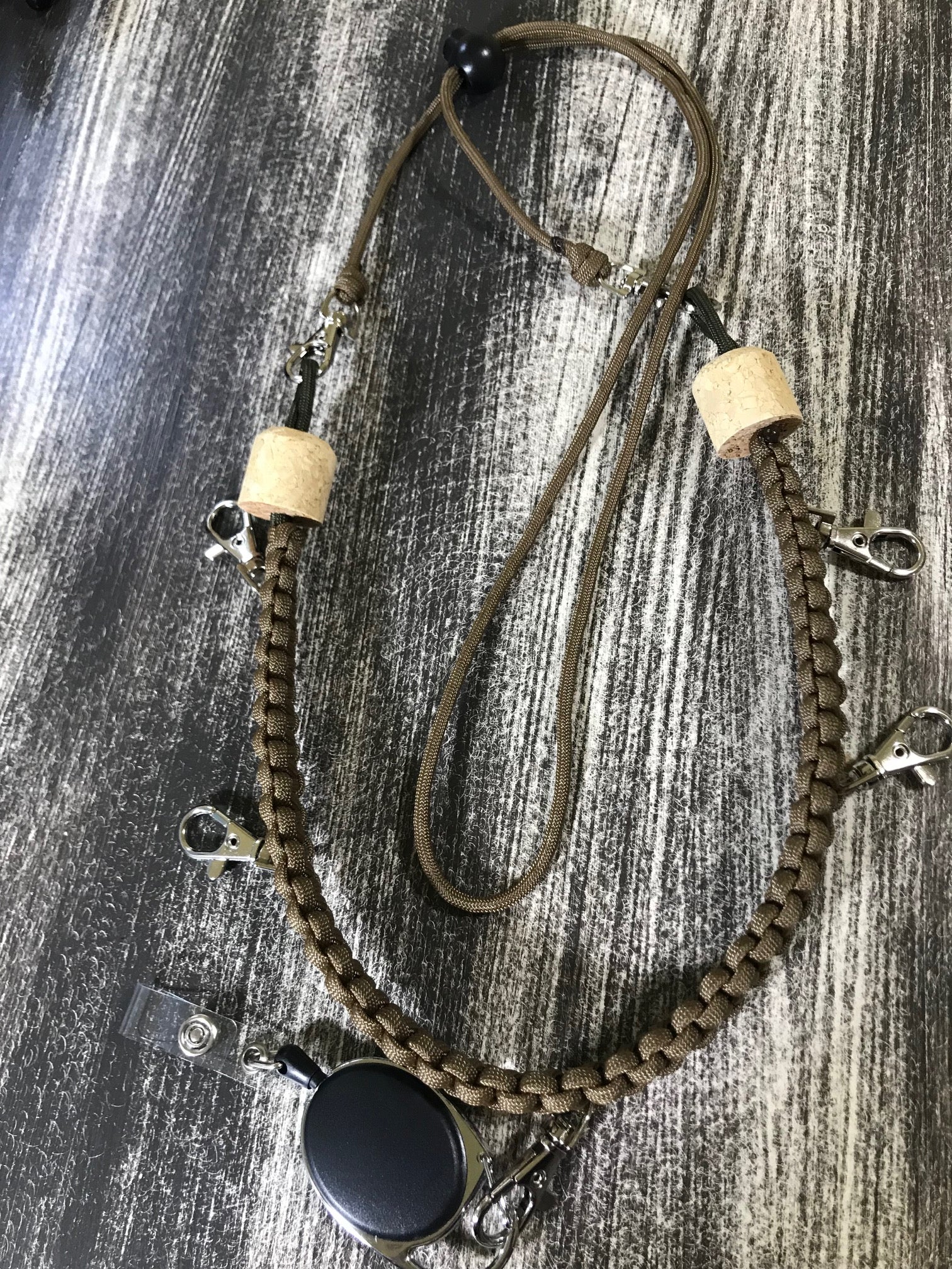 Fly Fishing Neck Lanyard with Retractable Holder